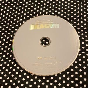 Gently used DVD, How to Train your Dragon, no original case 🐉